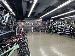 -迪卡侬(南二环店)