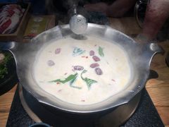 -湊湊火锅·茶憩(上海合生汇店)