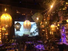 -临界音乐酒馆·小龙虾·江湖菜(华熙LIVE·鱼洞店)