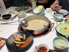 -洪氏嗨捞·猪肚鸡火锅(阳光天地店)