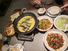 -山涧肴·湘味家肴(松岗满纷天地店)