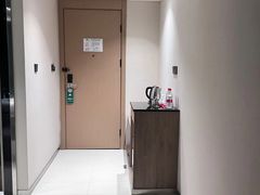 -山水时尚酒店(广州黄埔东路大沙东地铁站店)