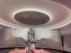 -涨巢·潮玩水疗局