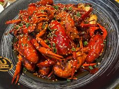 -肥肥虾庄·金牌油焖大虾(杨园滨江时代walk店)