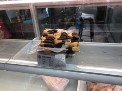 -上海哈尔滨食品厂(合生汇店)