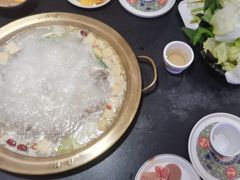-沸炉重庆老火锅(军事博物馆店)