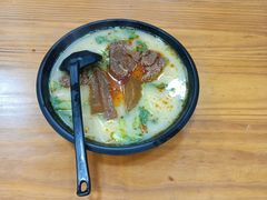 -志权牛肉面(灵山路店)
