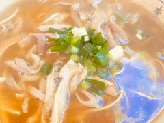 墨鱼猪肚扁粉-李易面馆(高桥店)