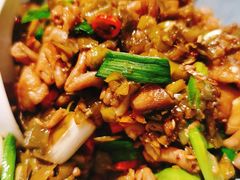 酱椒炒鸡-胡子大厨·超级小炒肉(华润店)