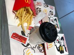 -麦当劳(中山公园龙之梦店)