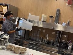 -霸王茶姬(南强街店)