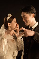 -唯一视觉婚纱摄影(李家村店)