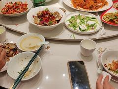 -黄弟大排档·湖南菜·小龙虾·小海鲜(凯旋北路店)
