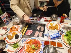 -尹珍珠·韩式无限烤肉(回龙湾店)