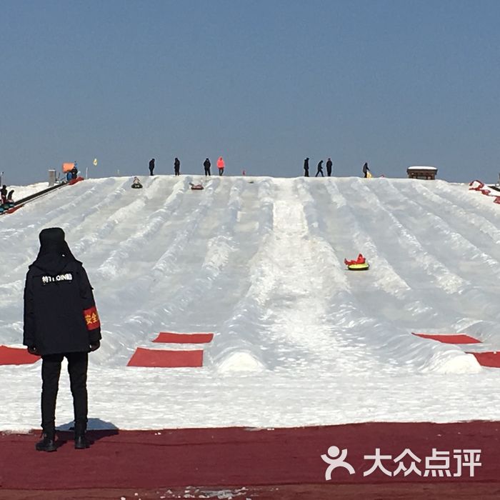 天津武清南湖滑雪图片