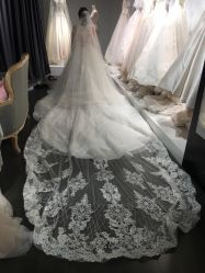 -艾米丽婚纱礼服