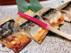 烤青花鱼-加奈日本料理