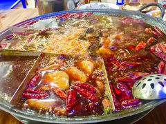 -行是老火锅(恒大御龙天峰店)