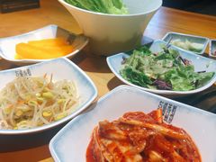 -唯成•韩国炭火烤肉 유성고기