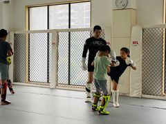-EFL巴西柔术·综合格斗·泰拳·少儿体能训练(虹桥德必馆)