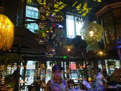 -临界音乐酒馆·小龙虾·江湖菜(华熙LIVE·鱼洞店)