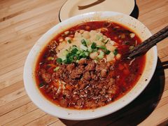 -周小波重庆小面·重庆名小吃(邹容路店)