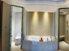 -西双版纳融创皇冠假日度假酒店