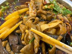 -雷祖芳老妈蹄花店