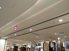 -优衣库(上海虹口龙之梦店)