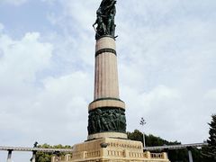 -人民防洪胜利纪念塔