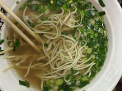 -牛一嘴·兰州牛肉面·大盘鸡(财富中心店)