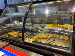 面包甜点陈列柜-蚝英雄鲜蚝自助专门店(长楹天街直营店)