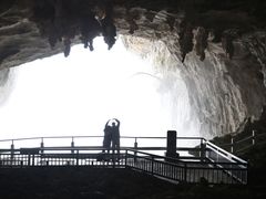-百色大石围天坑群