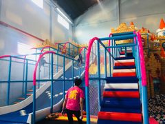 -嘿哟动霸CHUA·新潮玩运动娱乐中心·蹦床滑冰团建乐园