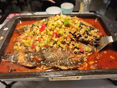 -江边城外烤全鱼(世茂广场店)