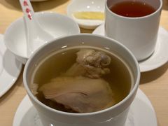 元盅鲜鸡汤-鼎泰丰(当代商城店)