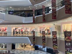 -优衣库(上海虹口龙之梦店)