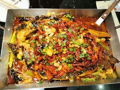 -鸣记脆皮烤鱼·海鲜烤鱼(亿合城店)