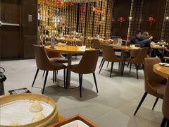 -乐忻皇朝(上海中心大厦店)