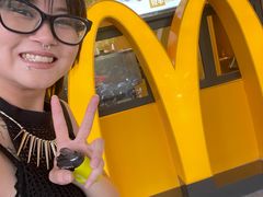 -麦当劳(展览路店)