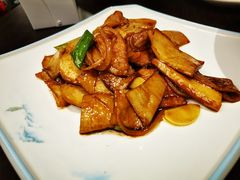 杏鲍菇炒猪爽肉-古南都·老广东酒楼(龙江店)