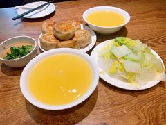 -清真吴记门钉肉饼·喜多利