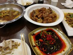 -洁神饭庄·海鲜·青岛菜·30年老字号(五四广场店)