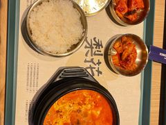 -梨花牛肉汤饭(仁恒伊势丹店)