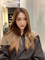 -HAIR CORNER