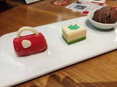 -必胜客(百联又一城店)
