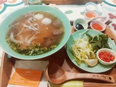 -越弥越南传统美食馆