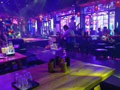 -喜鹊音乐酒馆(西街店)