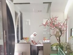 -荷塘秋月·本帮江浙菜(国权路店)