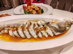 -万龙洲海鲜(大兴绿地缤纷城店)